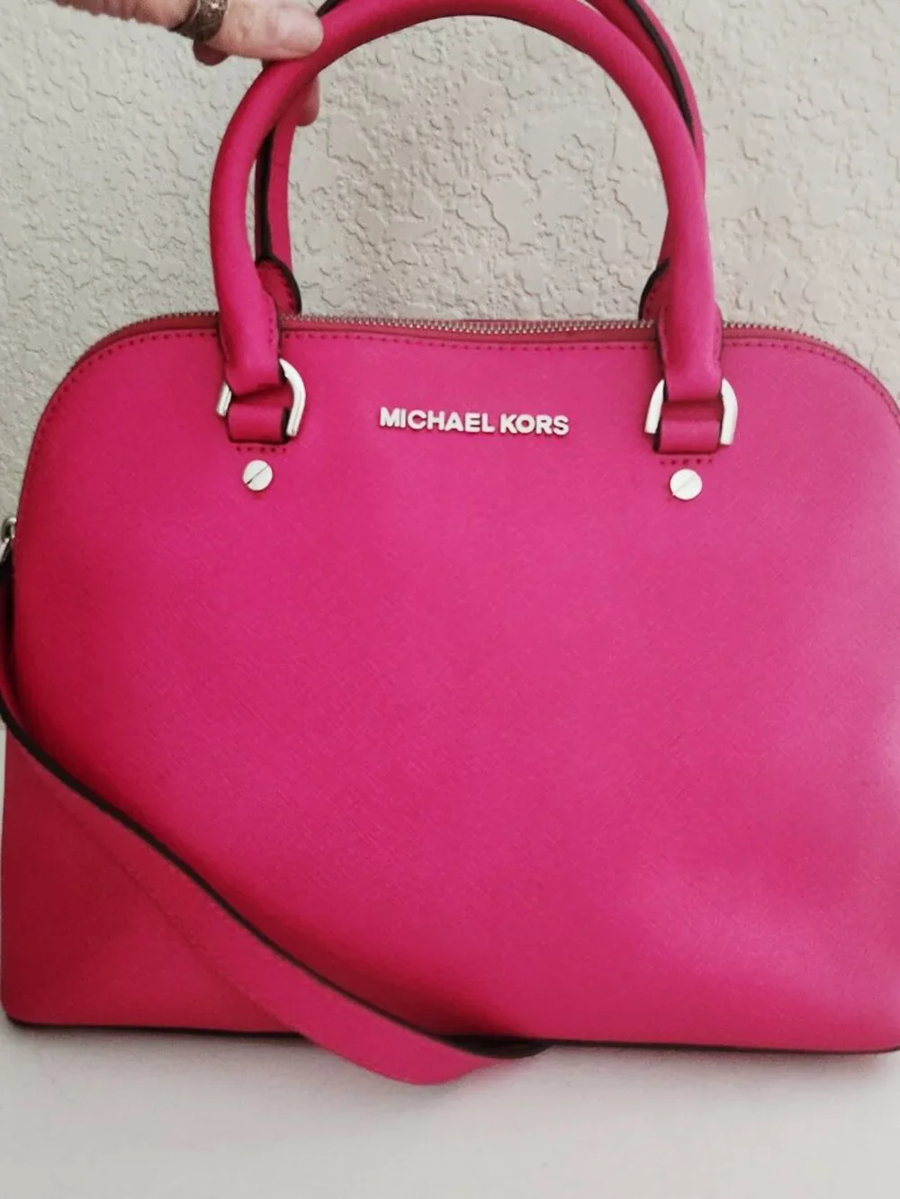 Euc Michael Kors Fushia Leather Shoulder Bag Purse